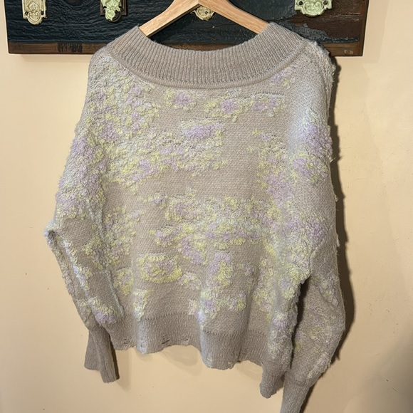 By Anthropologie Purple Beige Textured Oversized V-Neck Sweater Size XS - Picture 14 of 16